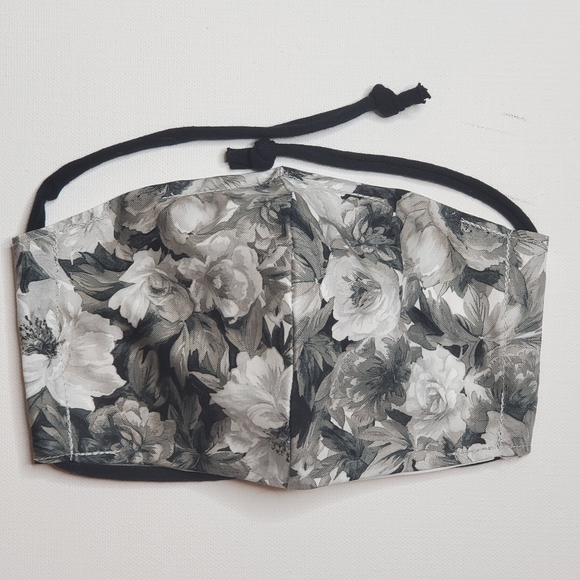 Floral Roses Face Mask Handmade - Picture 3 of 4